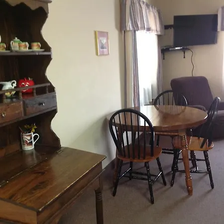 A Suite Alaskan Inn Fairbanks Exterior foto